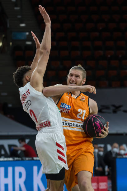 谁能在瞬息 谁能在瞬息